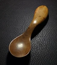 SKŘÍTEK - drevena_lzice_wooden_spoon_hrusen_pear_2 2.jpg